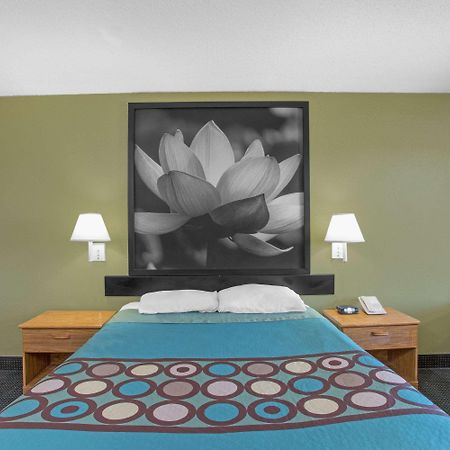 Super 8 By Wyndham Dunn Motel Екстериор снимка