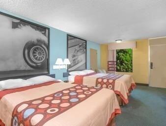 Super 8 By Wyndham Dunn Motel Екстериор снимка